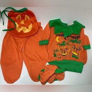 Vintage Merlin’s Closet Halloween Pumpkin Baby Outfit Size S